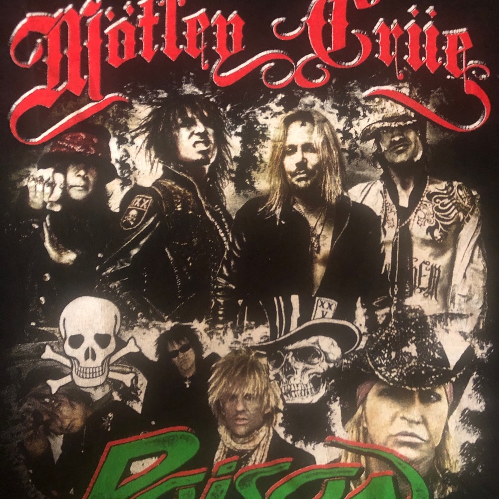 MOTLEY CRUE/POISON 2011, BL,TOUR T SHIRT, SIZE 2X - Picture 2 of 6